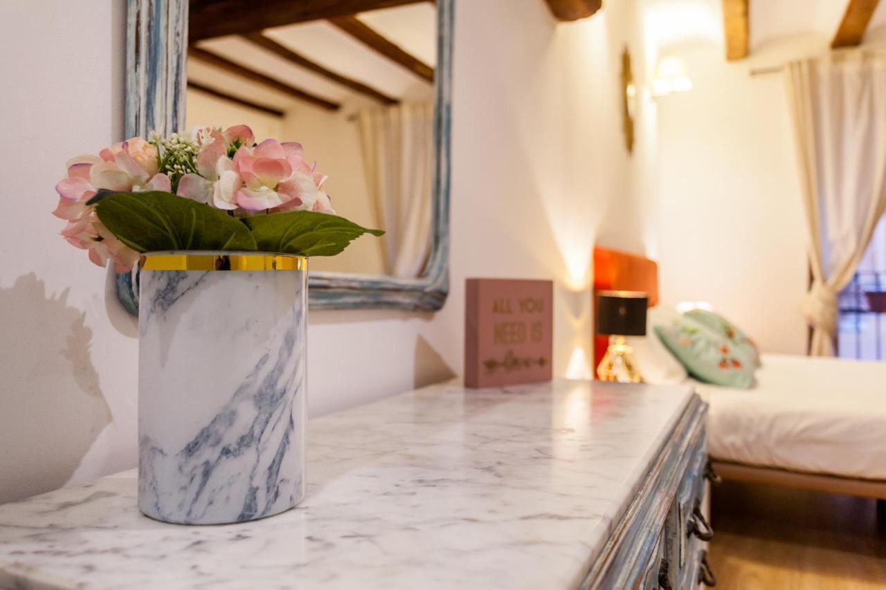 Lovely Duplex In Old Town บาเลนเซีย ภายนอก รูปภาพ